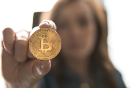 Bitcoin tăng nhẹ, loạt tiền ảo 'bốc đầu' theo
